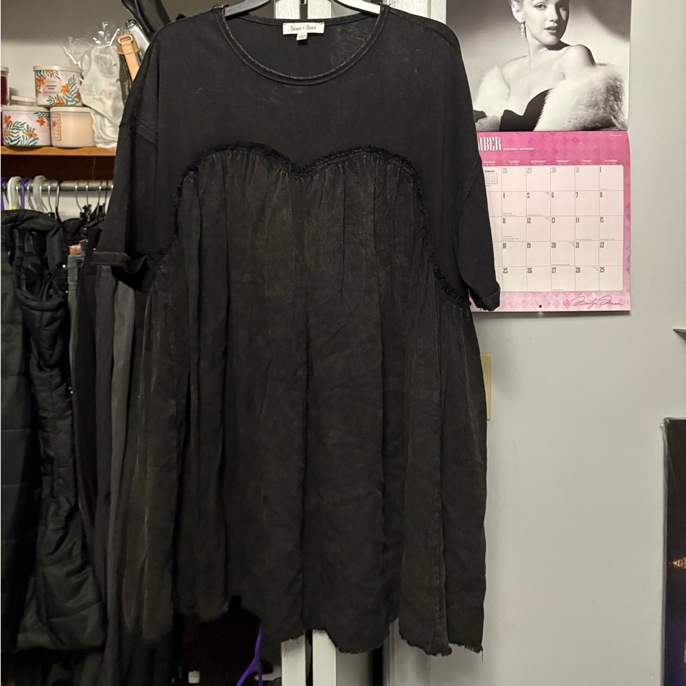 Three birds nest Black Dress